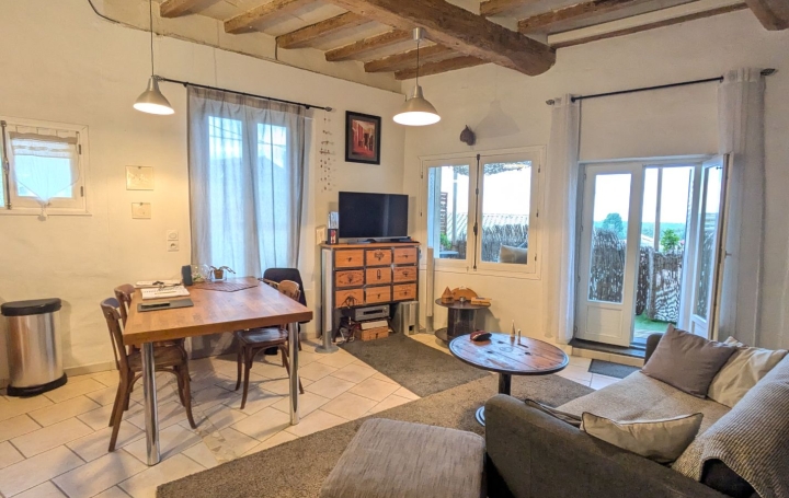 Maison   GALLARGUES-LE-MONTUEUX  92 m2 234 000 € 